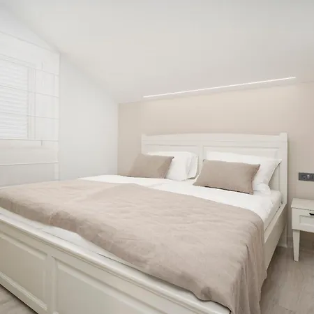 Luxury Maja Vodice شقة سريما