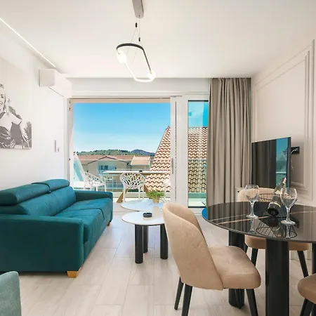 Luxury Maja Vodice شقة *