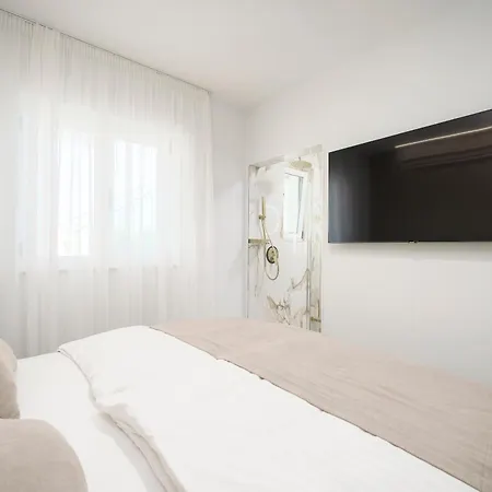 Luxury Maja Vodice * سريما