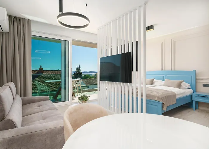 Luxury Maja Vodice * 斯里马