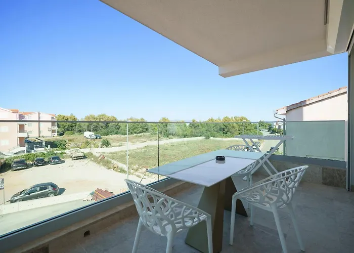 Luxury Maja Vodice 斯里马